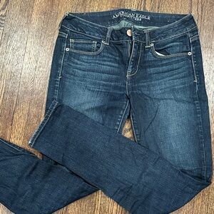 American Eagle Outfitters Women's Dark Blue Skinny Jeans